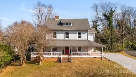 44 Bickford Ave, Tryon, NC 28782