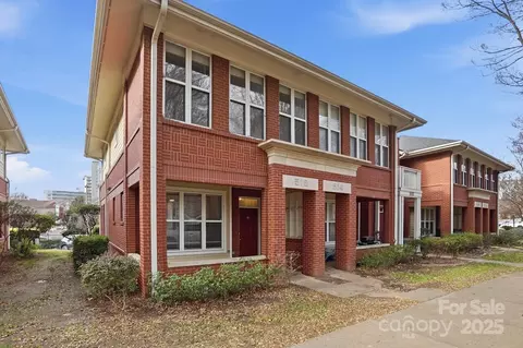 518 E 9th St, Charlotte, NC 28202
