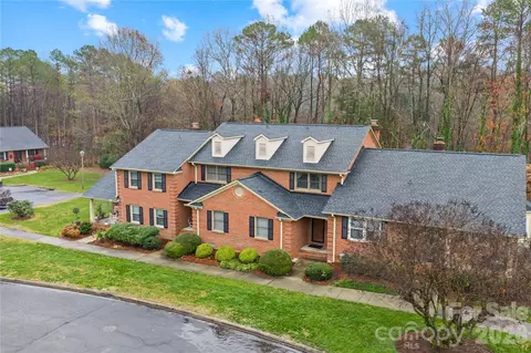 8430 Coulwood Oak Ln, Charlotte, NC 28214