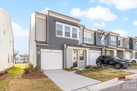 2300 Endeavor Run, Charlotte, NC 28269