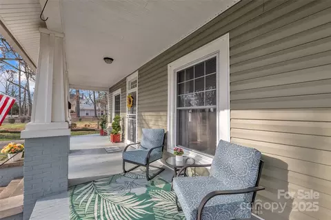Exterior - 528 Mitchell Ave, Salisbury, NC 28144 photo 5 of 9