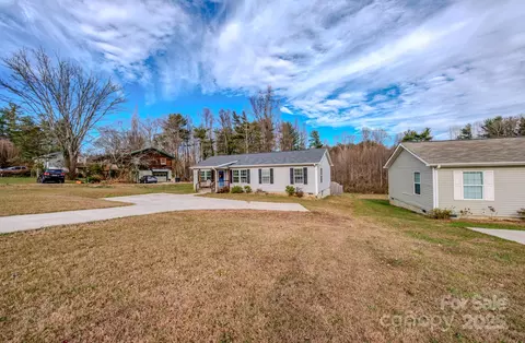 1471 Howard Gap Loop Rd, Flat Rock, NC 28731 photo 39