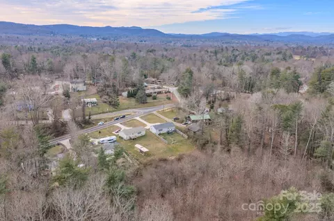 1471 Howard Gap Loop Rd, Flat Rock, NC 28731 photo 40