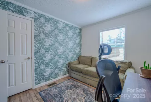 1471 Howard Gap Loop Rd, Flat Rock, NC 28731 photo 28