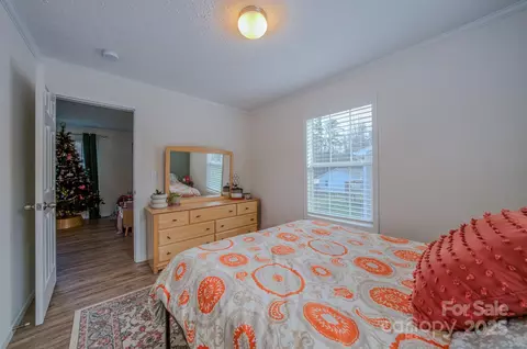1471 Howard Gap Loop Rd, Flat Rock, NC 28731 photo 35