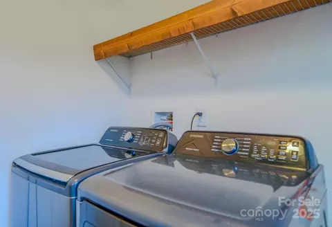 1471 Howard Gap Loop Rd, Flat Rock, NC 28731 photo 36