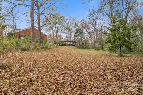 Exterior - 514 W Barr St, Lancaster, SC 29720 photo 5 of 5