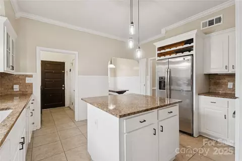 Kitchen - 514 W Barr St, Lancaster, SC 29720 photo 3 of 3