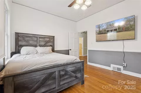 Bedroom - 514 W Barr St, Lancaster, SC 29720 photo 1 of 8