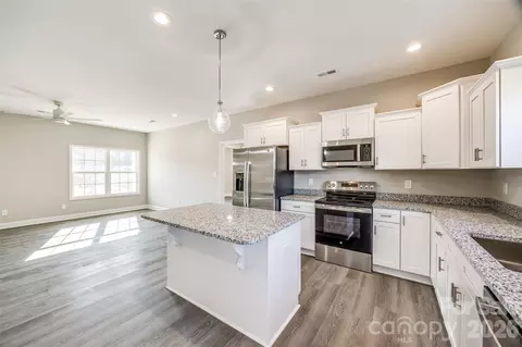 Kitchen - 1964 Powell Ave, Lancaster, SC 29720 photo 2 of 2