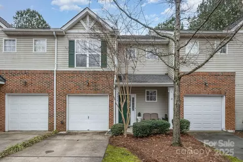 16677 Commons Creek Dr, Charlotte, NC 28277