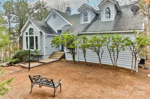 212 Ridgeway Rd, Lake Lure, NC 28746