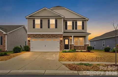 7576 Stonehouse Dr, Gastonia, NC 28056
