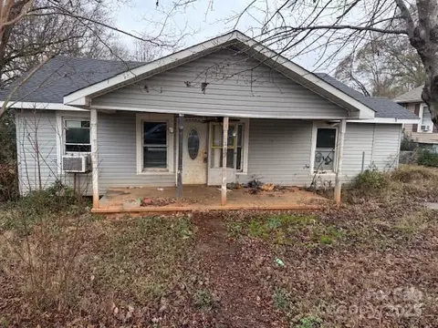 189 Carolina Ave, Spindale, NC 28160