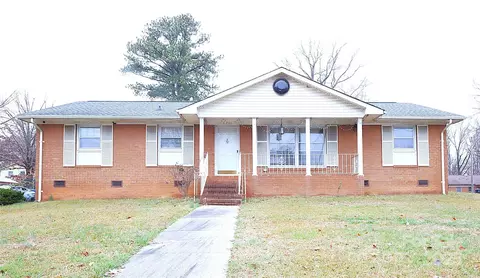 6841 Idlewild Rd, Charlotte, NC 28212