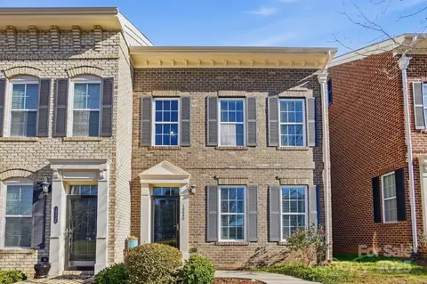 10830 Kemptown N Sq N, Mint Hill, NC 28227
