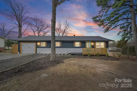 402 Villa St, Kannapolis, NC 28083