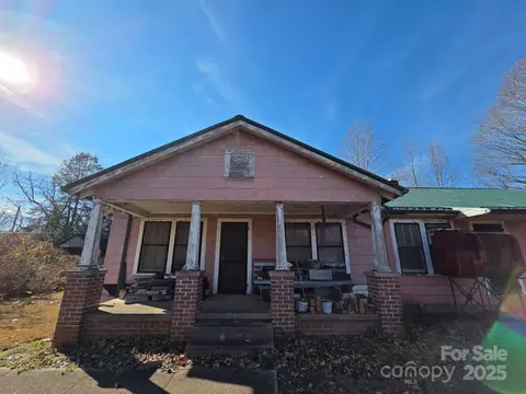 4992 Leger Rd, Valdese, NC 28690