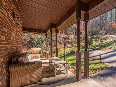 187 Turtle Creek Rd, Sylva, NC 28779 photo 3