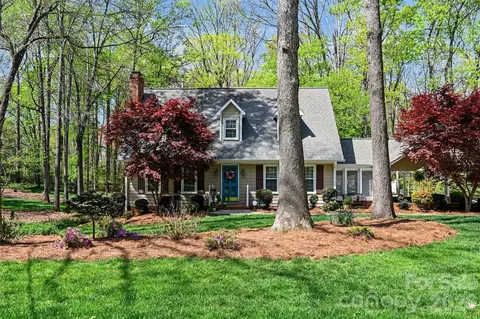 2511 Heritage Cir, Statesville, NC 28625