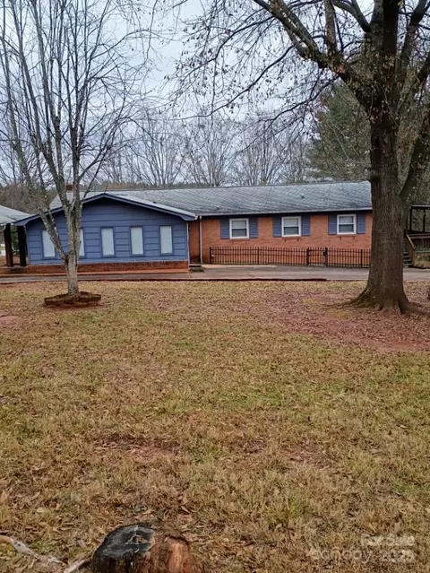 141 Justice Dr, Rutherfordton, NC 28139