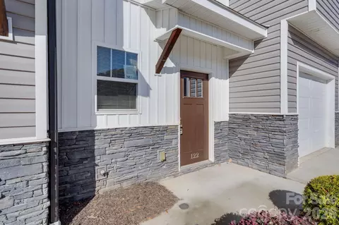122 Ventura St, Anderson, SC 29621