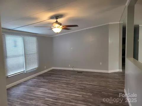 Living - 1098 Remington Dr, Conover, NC 28613 photo 1 of 4