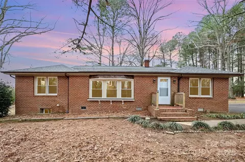 38701 Cranford Rd, New London, NC 28127