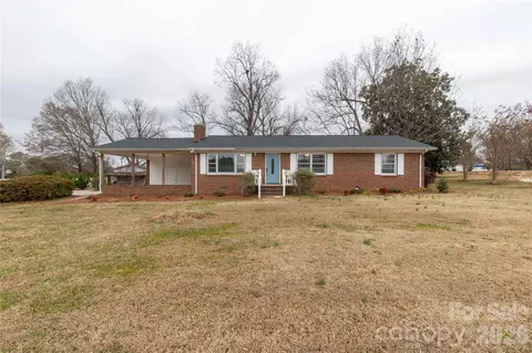 3079 Flat Creek Rd, Lancaster, SC 29720