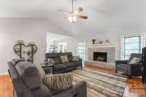 Living - 1207 Rosa Dr, Monroe, NC 28112 photo 2 of 2