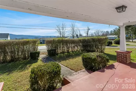 503 Old Hendersonville Hwy, Brevard, NC 28712