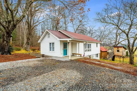 195 Whitmire Rd, Brevard, NC 28712