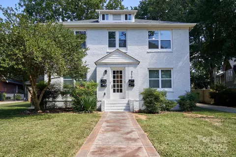 217 Circle Ave, Charlotte, NC 28207