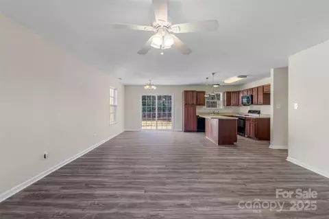 3065 Georgetown Rd, Lancaster, SC 29720 photo 11