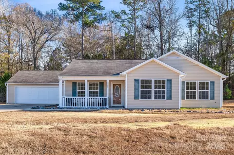 3065 Georgetown Rd, Lancaster, SC 29720 photo 2