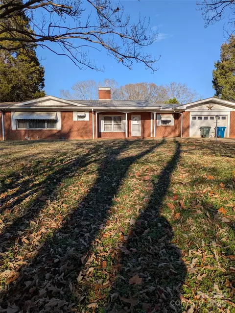 204 Morlan Park Rd, Salisbury, NC 28146