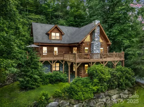 120 Rocky Mountain Dr, Lake Lure, NC 28746