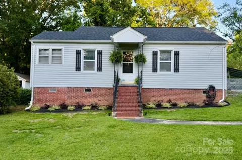 203 Sunset Ave, Great Falls, SC 29055