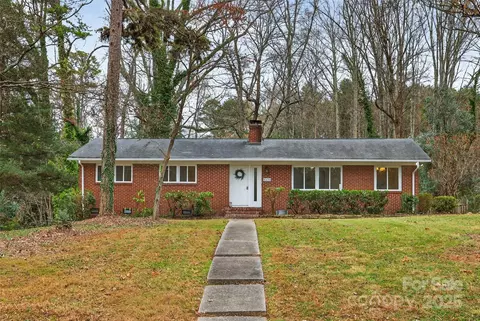 6634 Williams Rd, Charlotte, NC 28215
