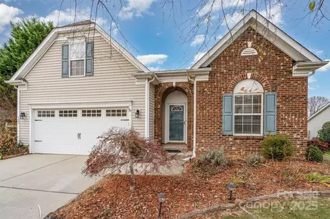 127 Elgin Ln, Mooresville, NC 28115