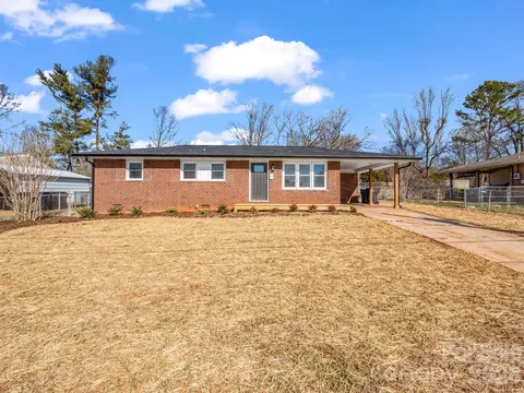 184 Sedgefield Dr, Forest City, NC 28043