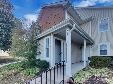7825 Renaissance A Ct #A, Charlotte, NC 28226