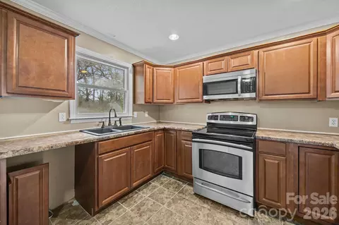 Other - 1158 Sunset Ct, Conover, NC 28613 photo 4 of 16