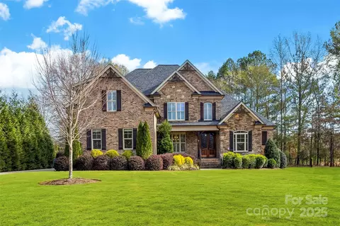 3005 Laurie Ct, Gastonia, NC 28056