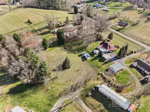 View/Area - 4739 Old Clyde Rd, Clyde, NC 28721 photo 2 of 2