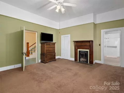 Bedroom - 4739 Old Clyde Rd, Clyde, NC 28721 photo 2 of 4