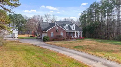 14425 Dori Dr, Huntersville, NC 28078