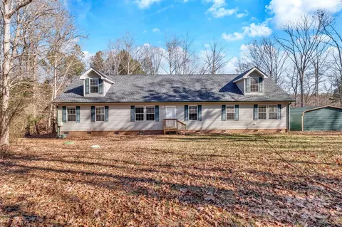 530 Ole Simpson Pl, Catawba, SC 29704