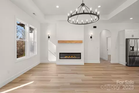 Living - 4 Shytle Ln, Fletcher, NC 28732 photo 3 of 6