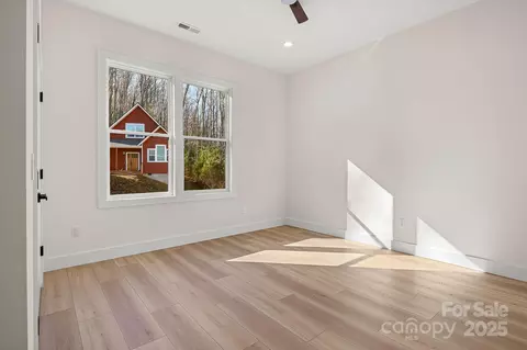 Bedroom - 4 Shytle Ln, Fletcher, NC 28732 photo 5 of 9